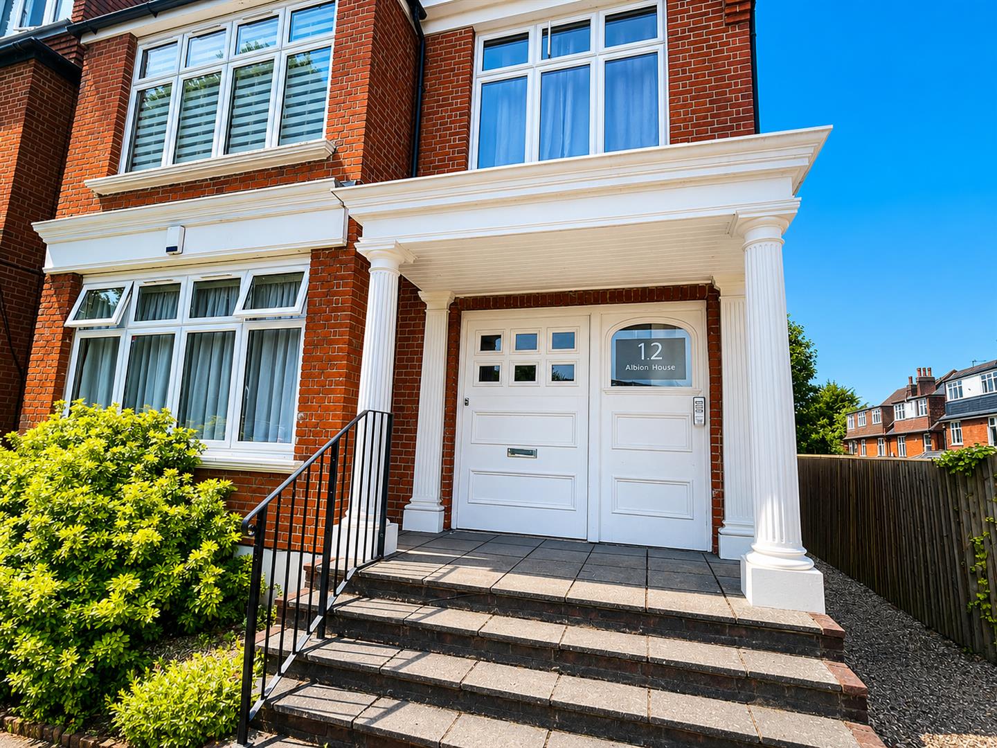 Albion Road, South Sutton